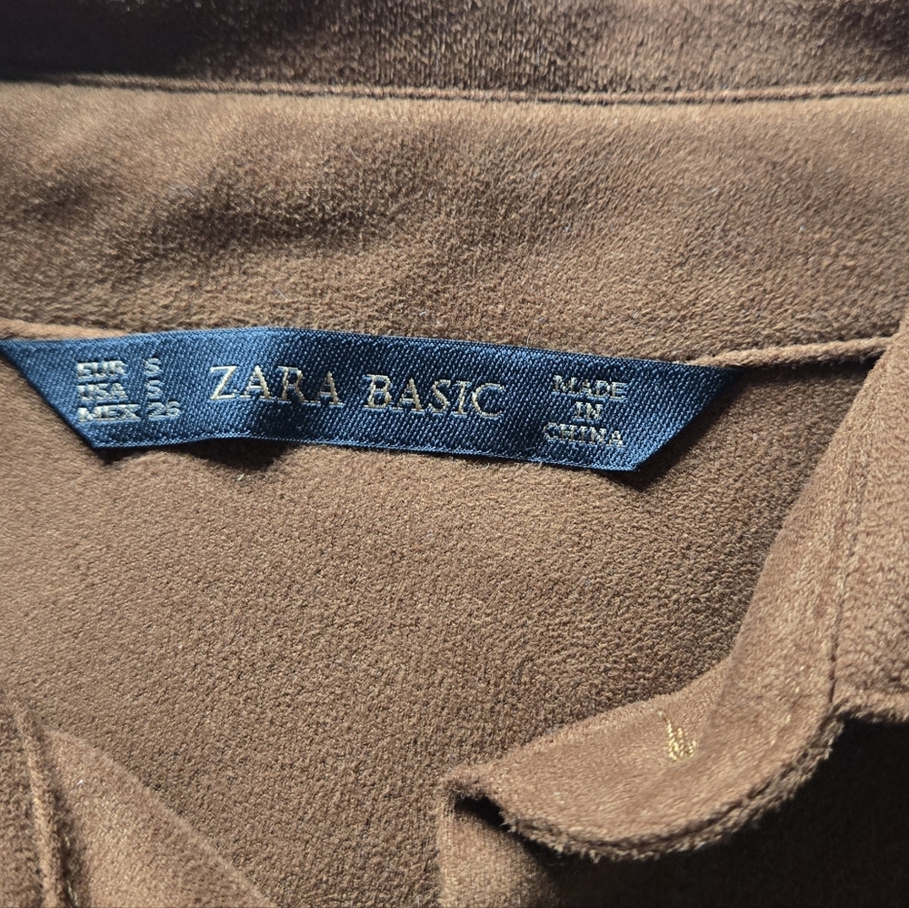 FREE SHIPPING Zara Faux Suede Cropped Button Down Top, Small - Picture 8 of 8